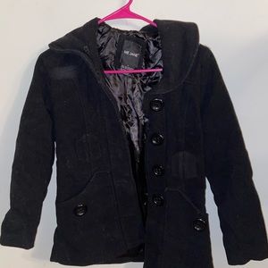 Women’s black jacket
